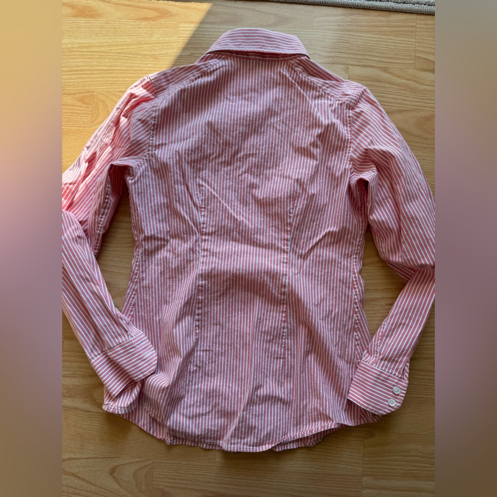 Women’s Tommy Bahama Button Down Preppy Coastal Salmon Pink Striped lightweight - Picture 4 of 4